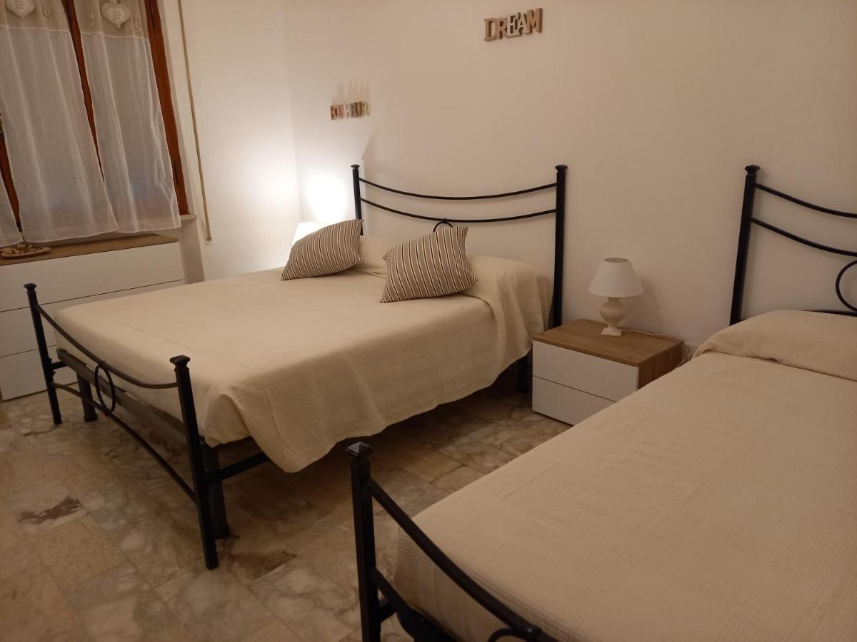 Bilocale Climatizzato A 850M Dalla Spiaggia Casa Katia Marina di Massa Zewnętrze zdjęcie